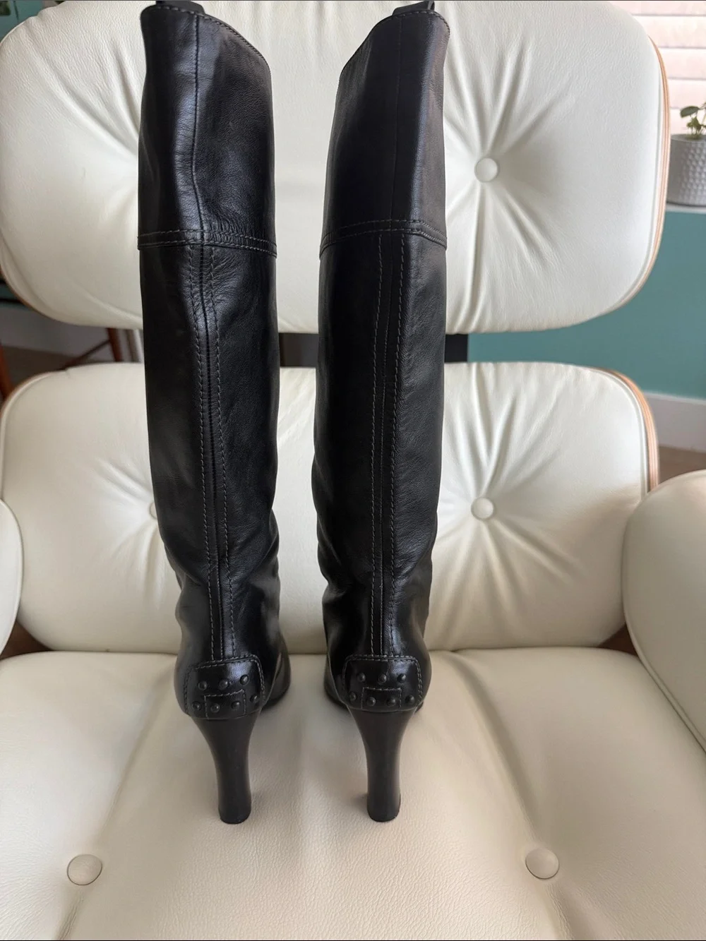 Tod's Leather Round Toe Block Heels Riding Knee High Boots size 36.5